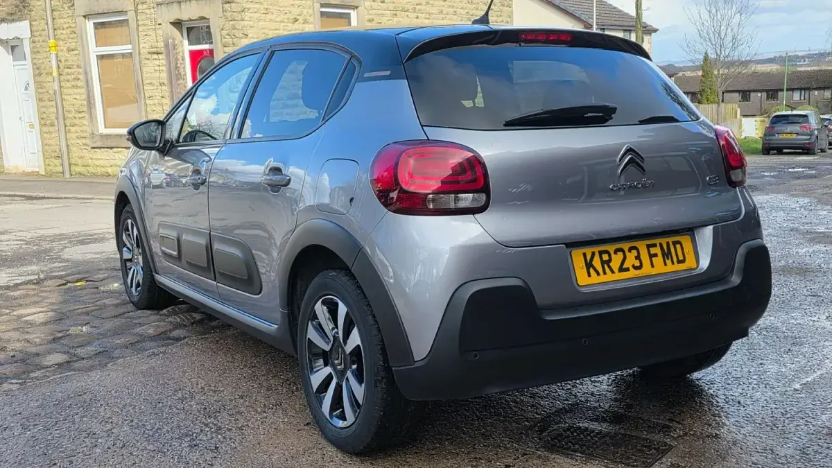 Usado Citroën C3 PureTech 2023 Gris Utilitario