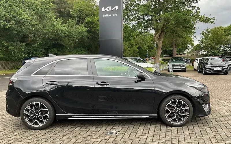 Used Kia Ceed GT-Line 160 HP (117 kW) 2023 Hatchback