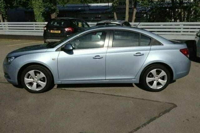 Used Chevrolet Cruze 2010 Sedan