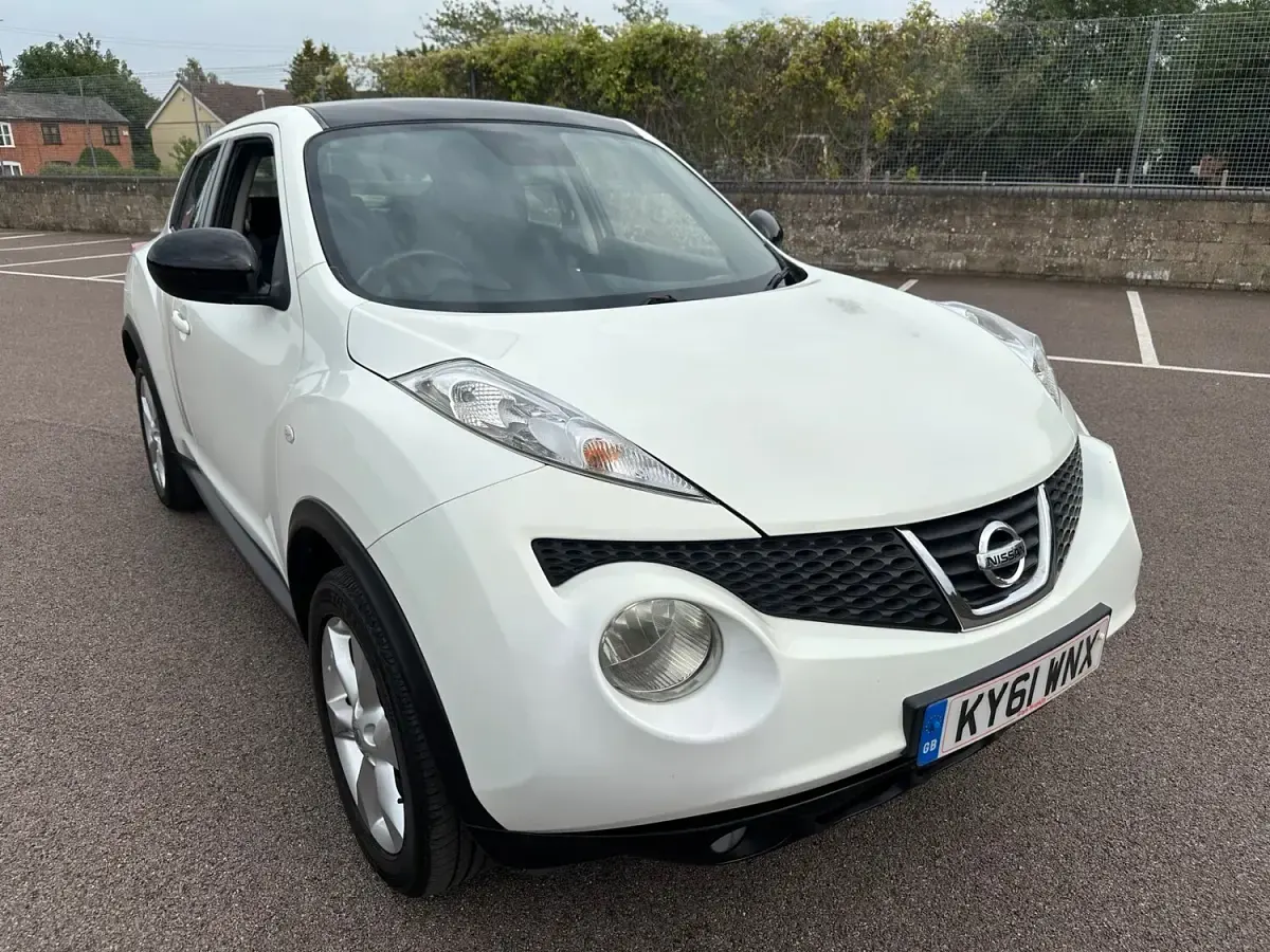 Used Nissan Juke Acenta 2011 White SUV