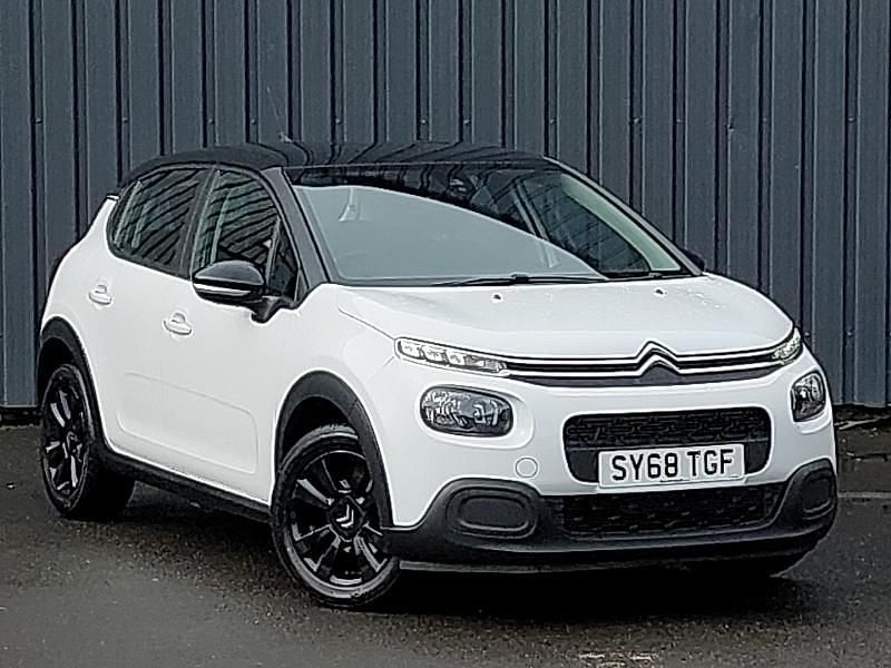 Used Citroën C3 Feel 68 HP (50 kW) 2018 White Hatchback
