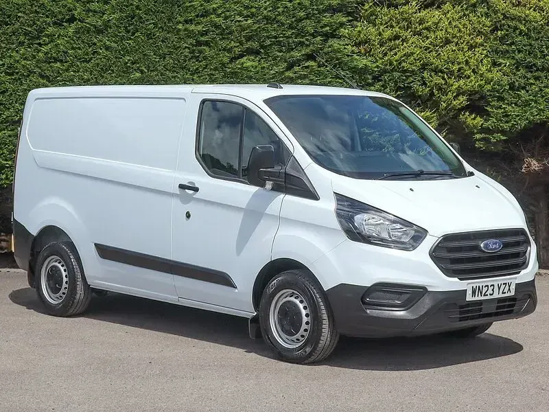 Used Ford Transit Custom S 105 HP (77 kW) 2023 White Van
