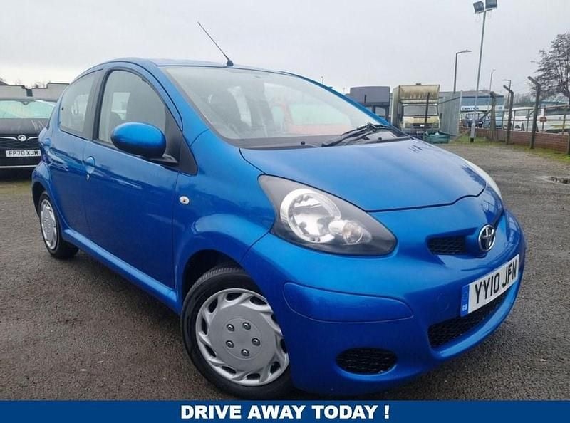 Blue Used 2010 Toyota Aygo Hatchback | £3,499 (Fair price) - Image 1/4