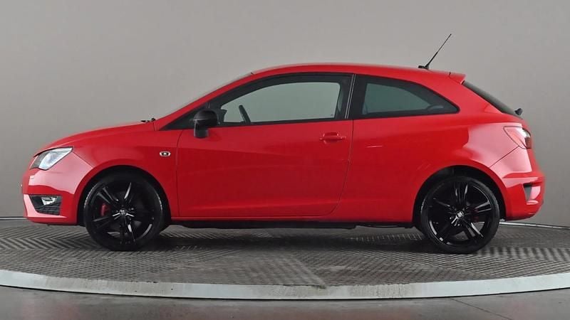 Used Seat Ibiza CUPRA 192 HP (141 kW) 2016 Red Hatchback
