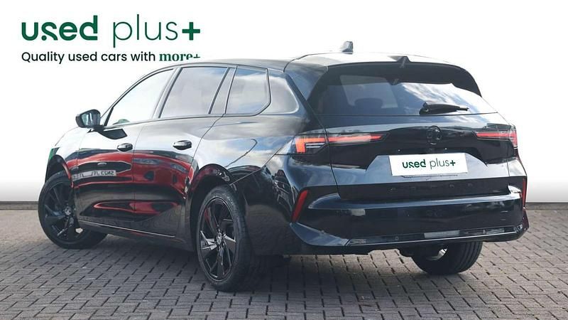 Used Vauxhall Astra 130 HP (95 kW) 2024 Black Estate