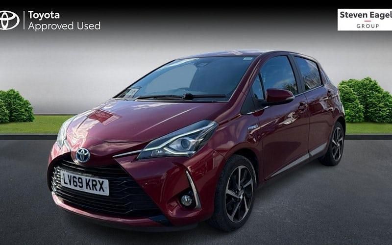 Used Toyota Yaris Hybrid 101 HP (74 kW) 2020 Hatchback