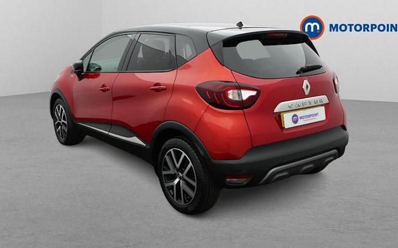 Usado Renault Captur Version S 131 HP (96 kW) 2019 Vermelho SUV