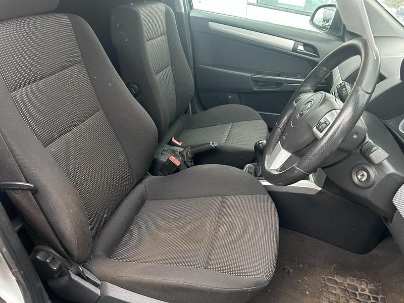 Used Vauxhall Astra Sportive 2012 Silver Van