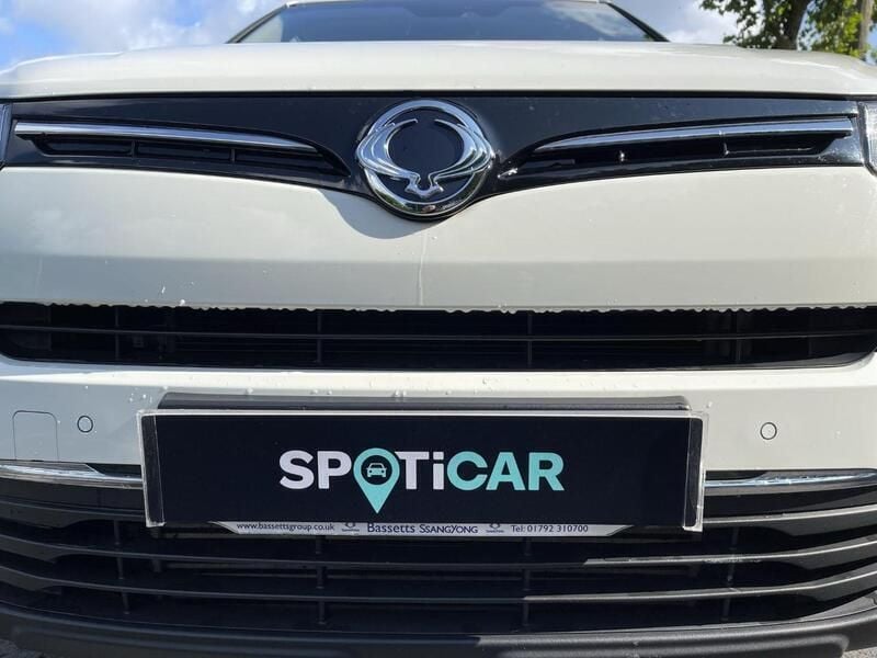 White Used 2021 Ssangyong Tivoli SUV | £11,999 (Good price) - Image 1/4