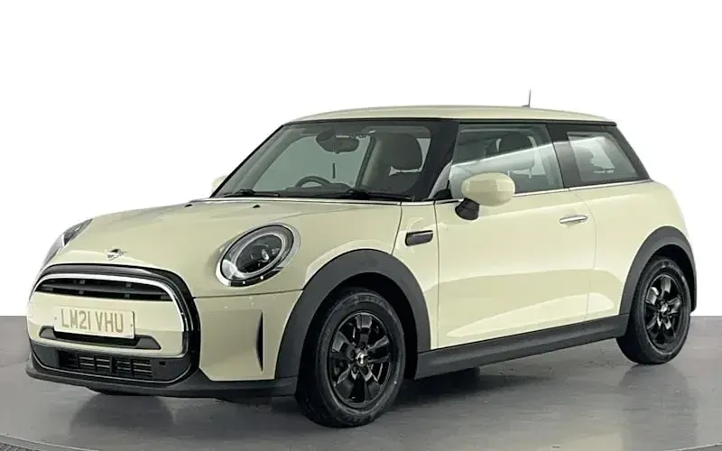Used Mini Cooper Classic 136 HP (100 kW) 2021 Hatchback