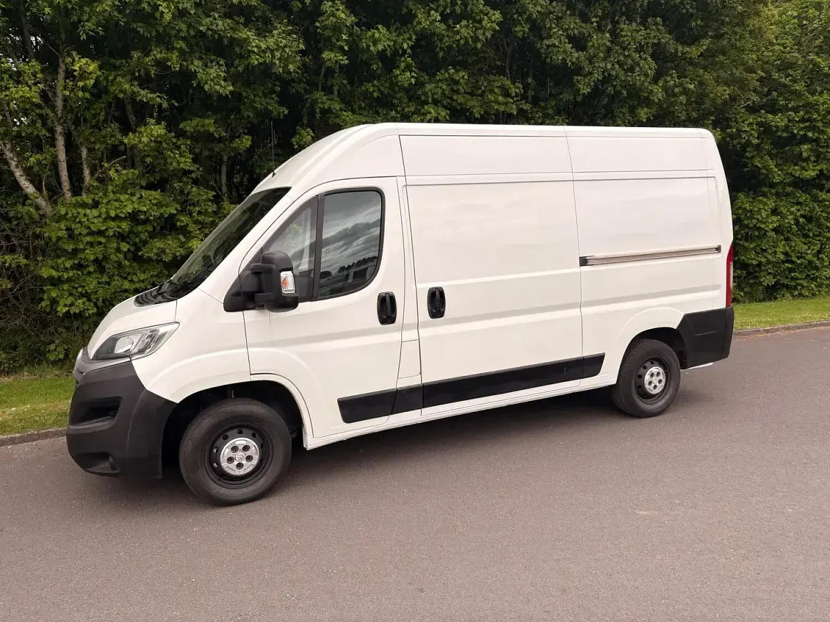 Used Citroën Relay 130 HP (95 kW) 2018 White Van