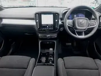 New Volvo XC40 Plus 163 HP (119 kW) 2026 Special metallic  onyx black SUV