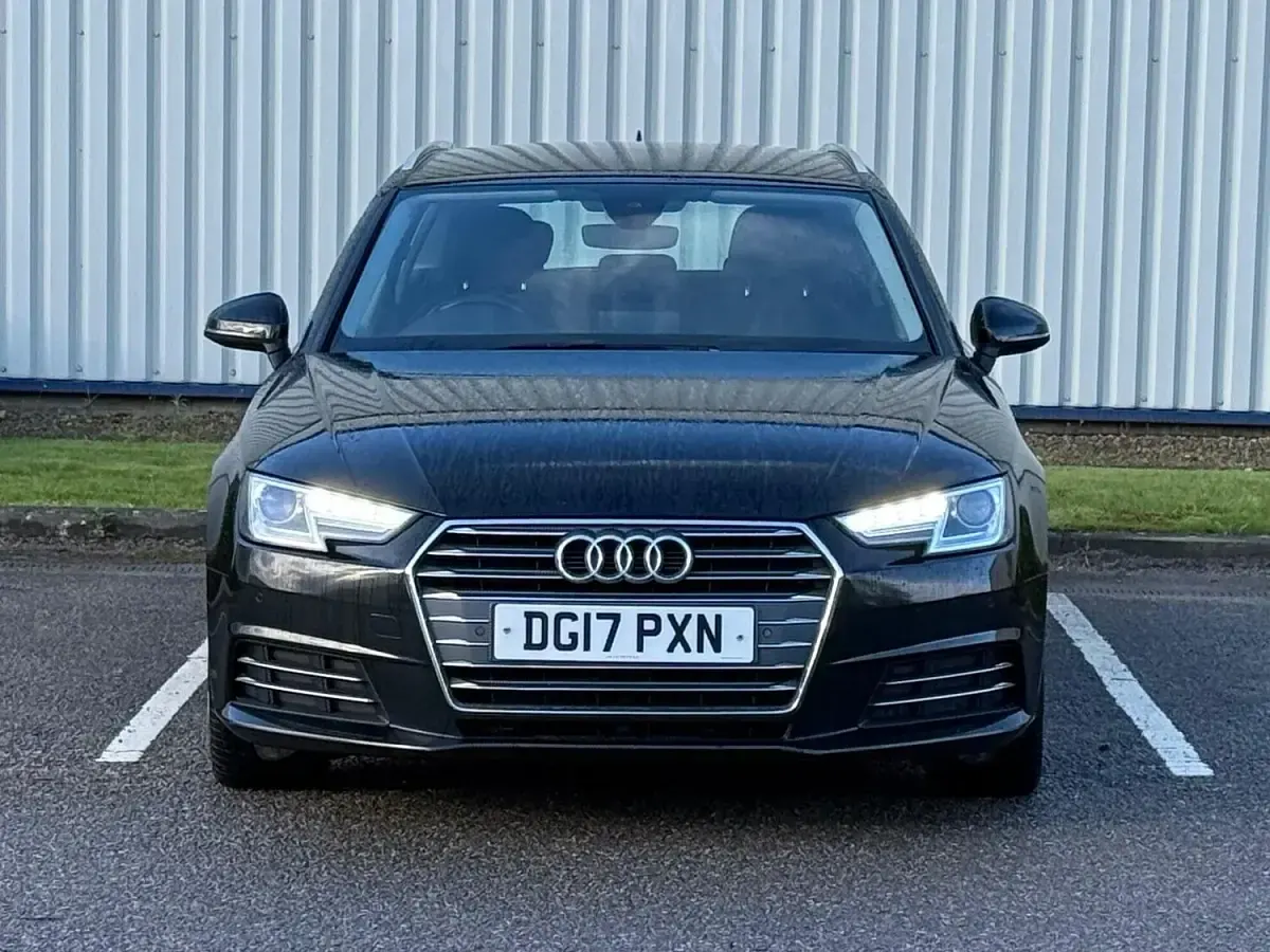 Used Audi A4 Sport 190 HP (139 kW) 2017 Black Estate