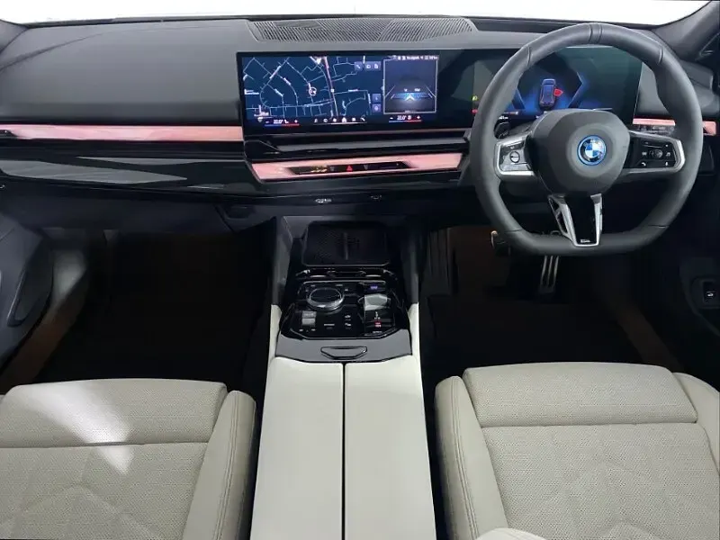 Used BMW i5 M Sport 250 kW (340 HP) 2025 Grey Estate