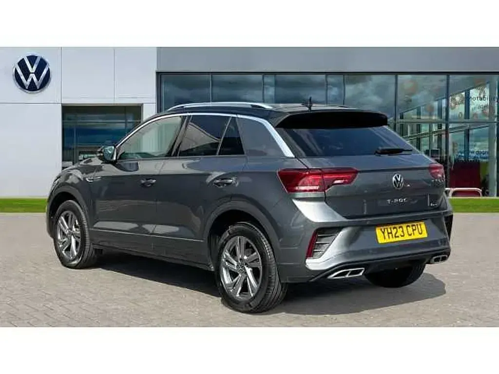 Used VW T-Roc R-line 190 HP (139 kW) 2023 Indium grey metallic flat black SUV