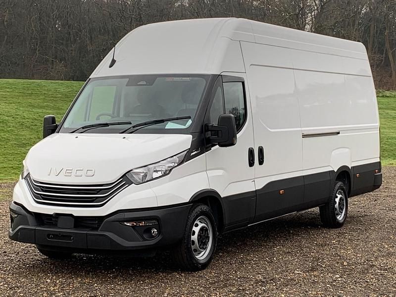 New Iveco Daily 140 HP (102 kW) 2025 White Van