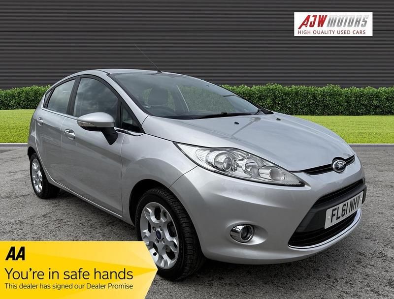 Silver Used 2011 Ford Fiesta Zetec Hatchback | £6,480 (A bit pricey) - Image 1/3