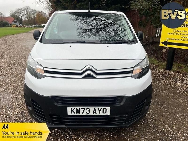 Used Citroën Dispatch 2023 White MPV