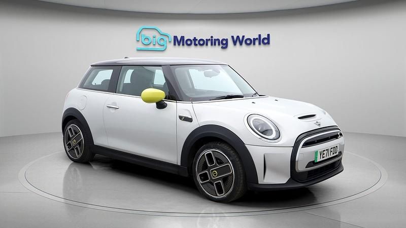 Used 2021 Mini Cooper SE Hatch Hatchback | £12,200 (Fair price) - Image 1/4