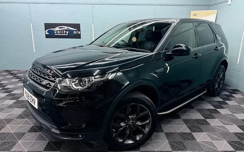 Used Land Rover Discovery 5 Landmark 179 HP (131 kW) 2019 SUV