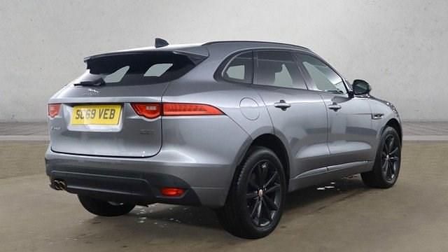 Used Jaguar F-Pace Chequered Flag 180 HP (132 kW) 2019 Grey SUV