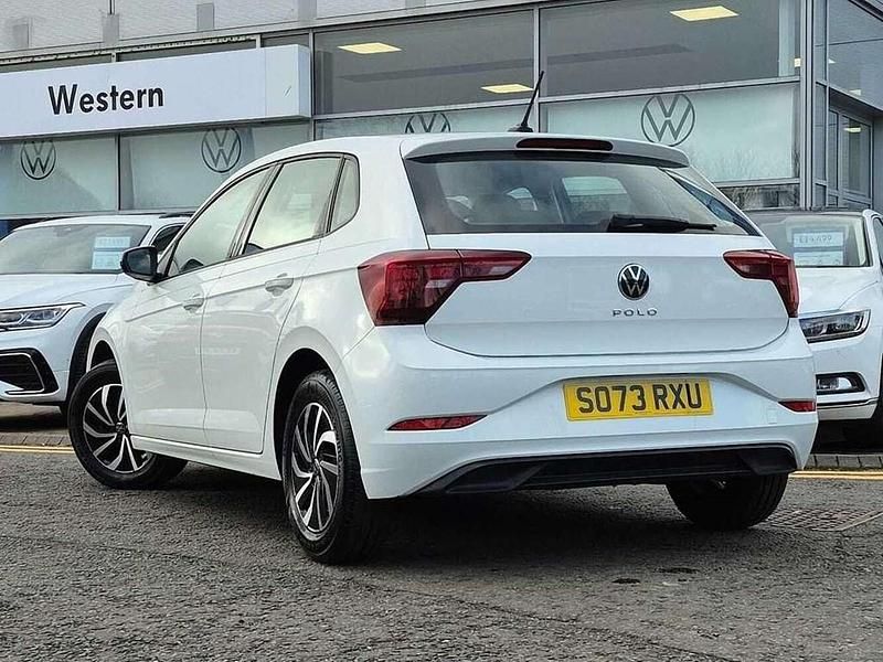Used VW Polo Life 95 HP (69 kW) 2024 White Hatchback