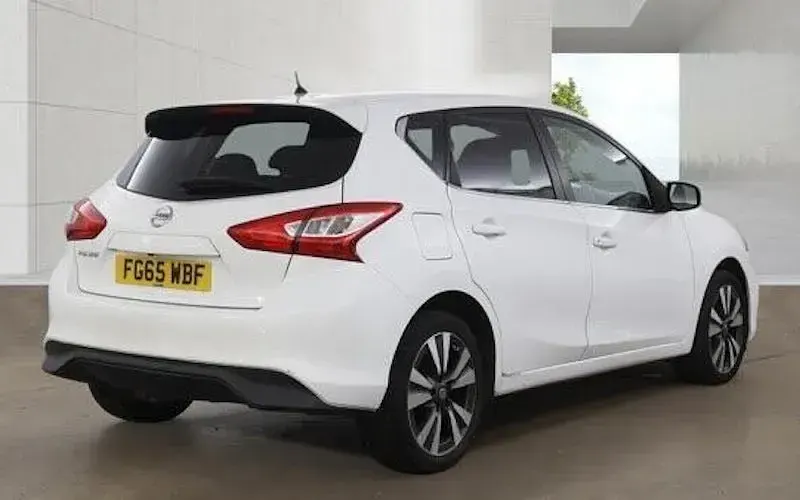 Used Nissan Pulsar N-TEC 116 HP (85 kW) 2015 White Hatchback