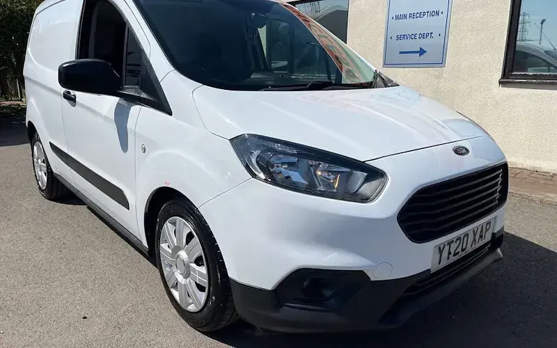 Used Ford Transit Courier Trend 101 HP (74 kW) 2023 Van