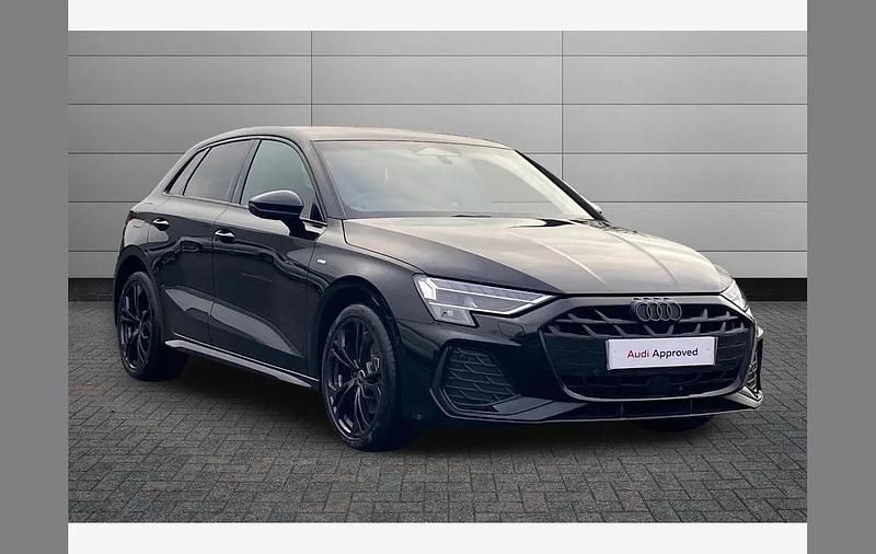 Black Used 2025 Audi A3 e-tron Black Edition Hatchback | £32,350 (Fair price) - Image 1/3