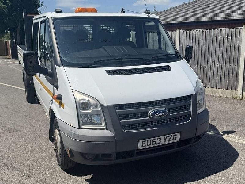 Usado Ford Transit 123 HP (90 kW) 2013 Branco Sedan