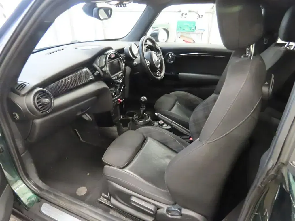 Used Mini Cooper S Hatch 192 HP (141 kW) 2016 Green Hatchback