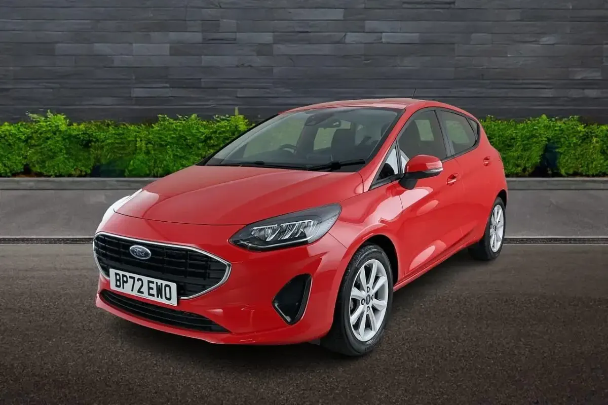 Used Ford Fiesta Trend 99 HP (72 kW) 2023 Red Hatchback