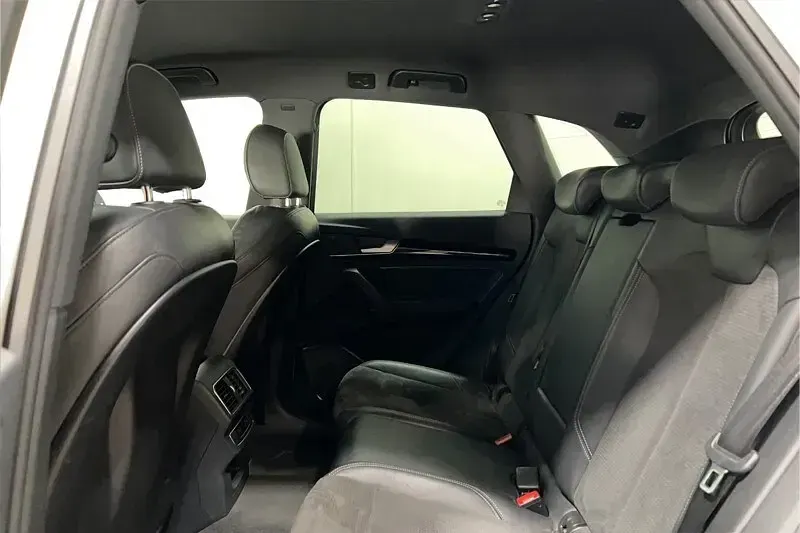 Used Audi Q5 Black Edition 245 HP (180 kW) 2020 White SUV