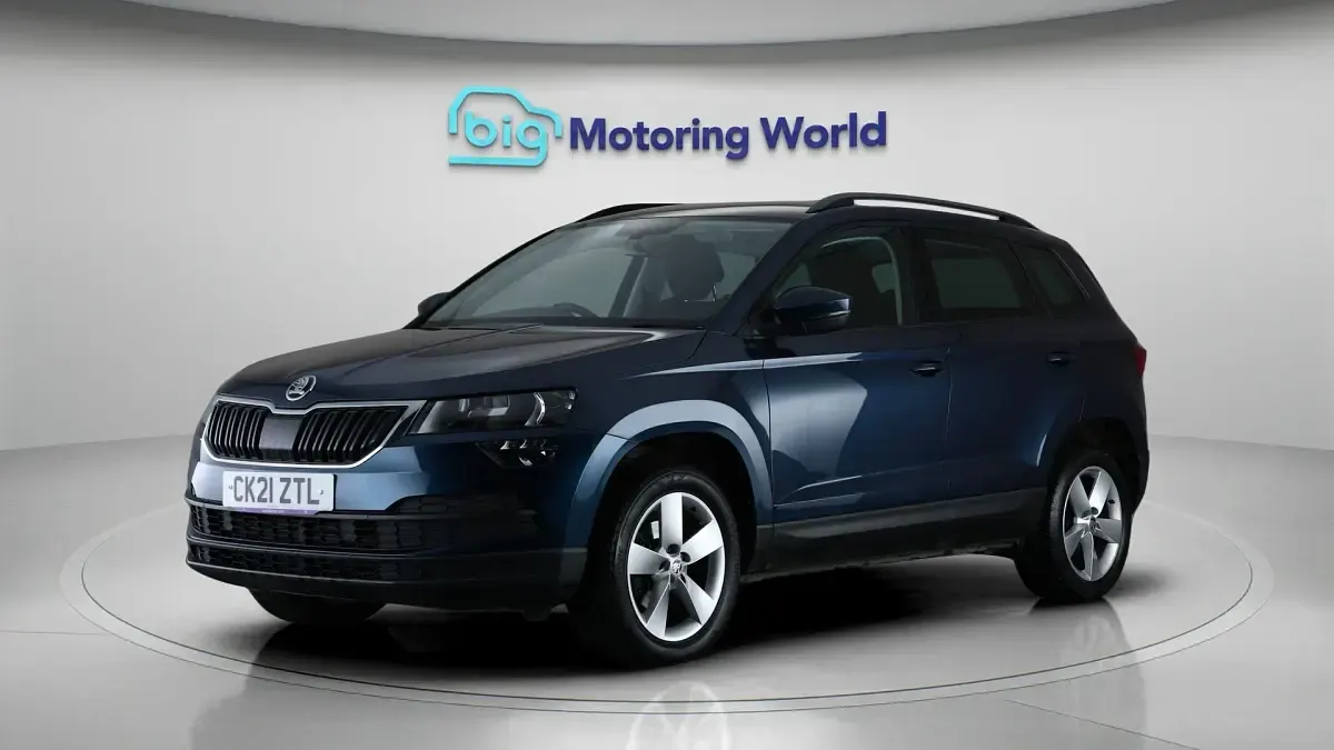 Used Skoda Karoq SE 109 HP (80 kW) 2021 Blue SUV