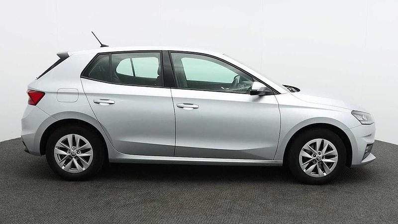 Used Skoda 110 R Comfort 81 HP (59 kW) 2022 Brilliant silver metallic Hatchback