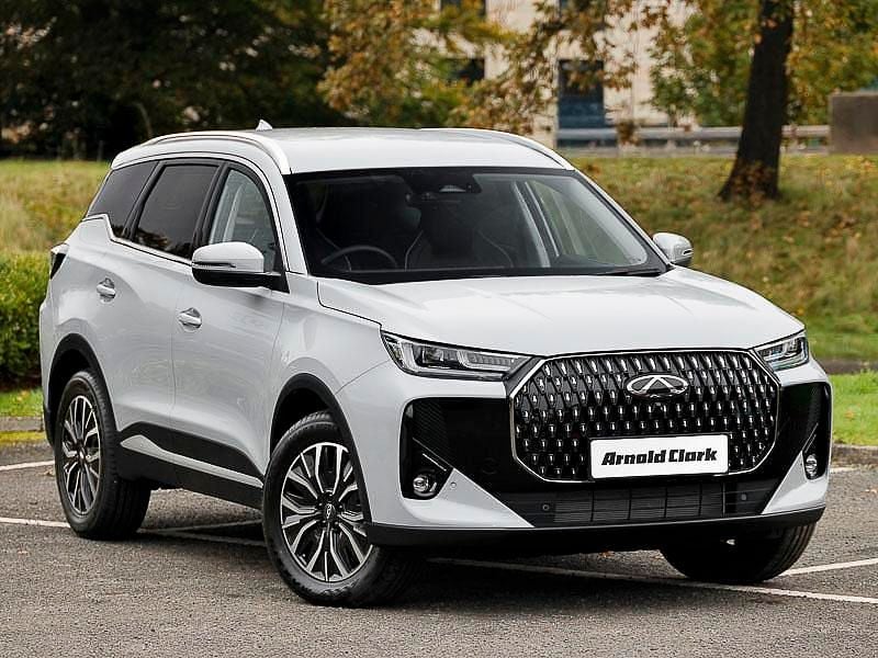 Metallic slate gray New 2025 Chery Tiggo 7 SUV | £24,498 (Good price) - Image 1/4