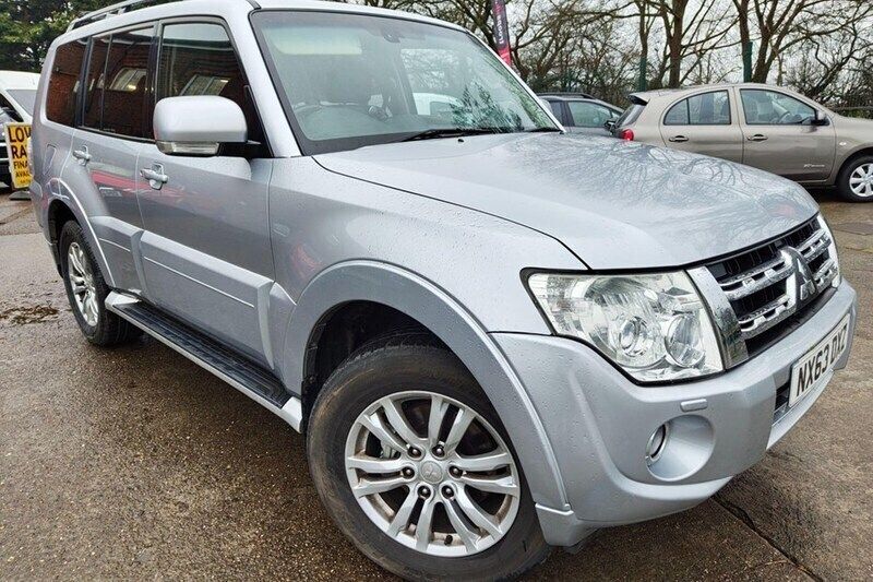 Silver Used 2013 Mitsubishi Shogun SUV | £10,495 (Fair price) - Image 1/1