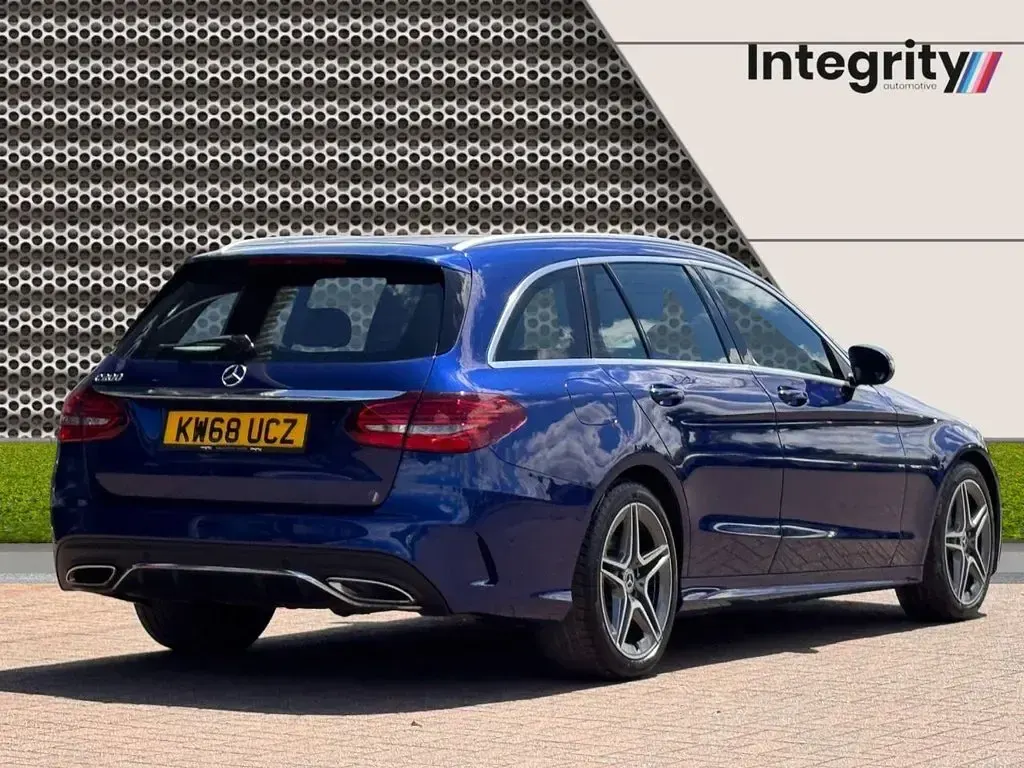 Used Mercedes C200 AMG line 2019 Blue Estate