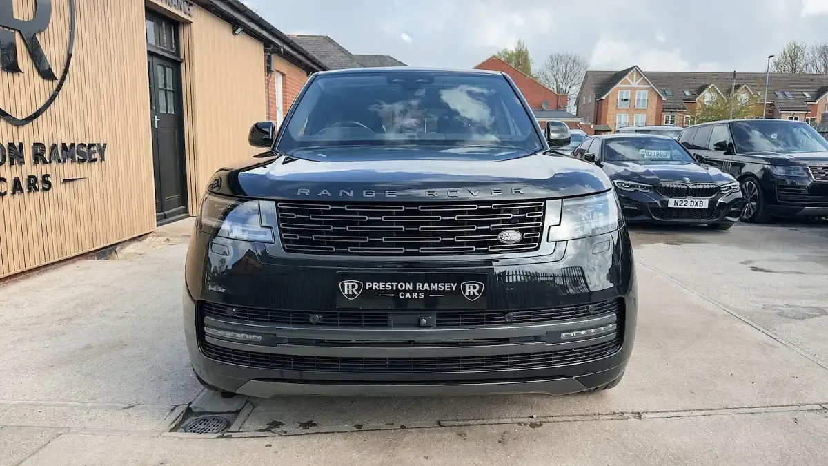 Used Land Rover Range Rover SE 2022 Black SUV
