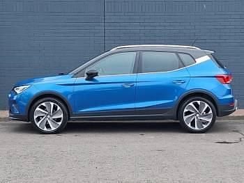 Used Seat Arona FR 110 HP (80 kW) 2023 Blue SUV