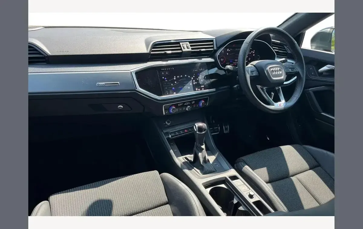 Used Audi Q3 S-Line 150 HP (110 kW) 2023 Grey SUV