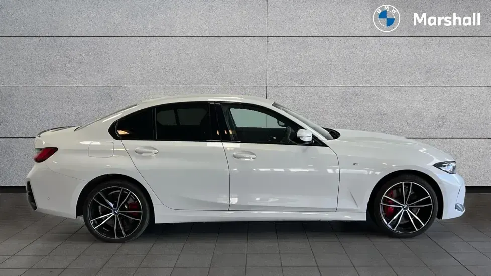 Used BMW 330 M Sport 288 HP (211 kW) 2024 White