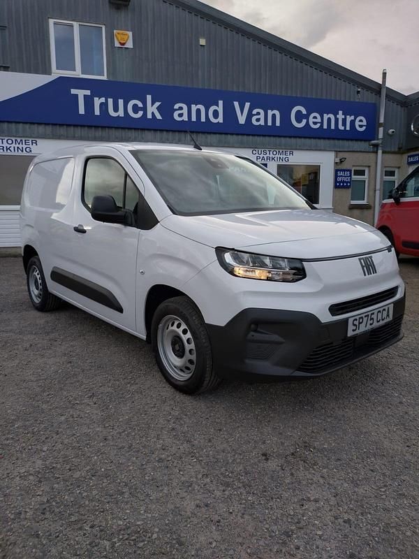 New 2025 Fiat Doblò MPV | £17,995 (Fair price) - Image 1/4