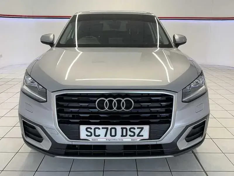 Used Audi Q2 Sport 116 HP (85 kW) 2021 Silver SUV