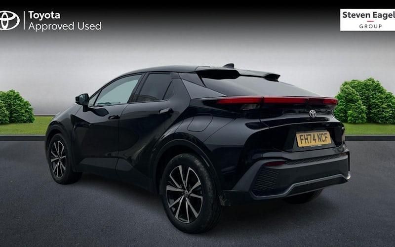 Used Toyota C-HR Design 140 HP (102 kW) 2026 SUV