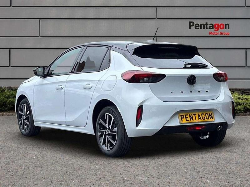 Used Vauxhall Corsa 99 HP (72 kW) 2025 White Hatchback