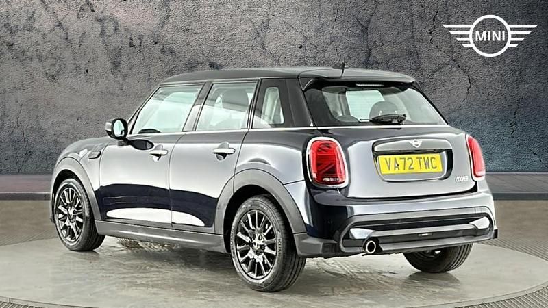 Used Mini Cooper Classic 134 HP (98 kW) 2022 Black Hatchback