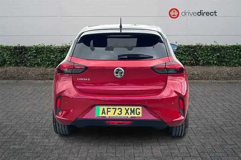 Second-hand Vauxhall Corsa-e 100 kW (136 CP) 2023 Roșu Hatchback