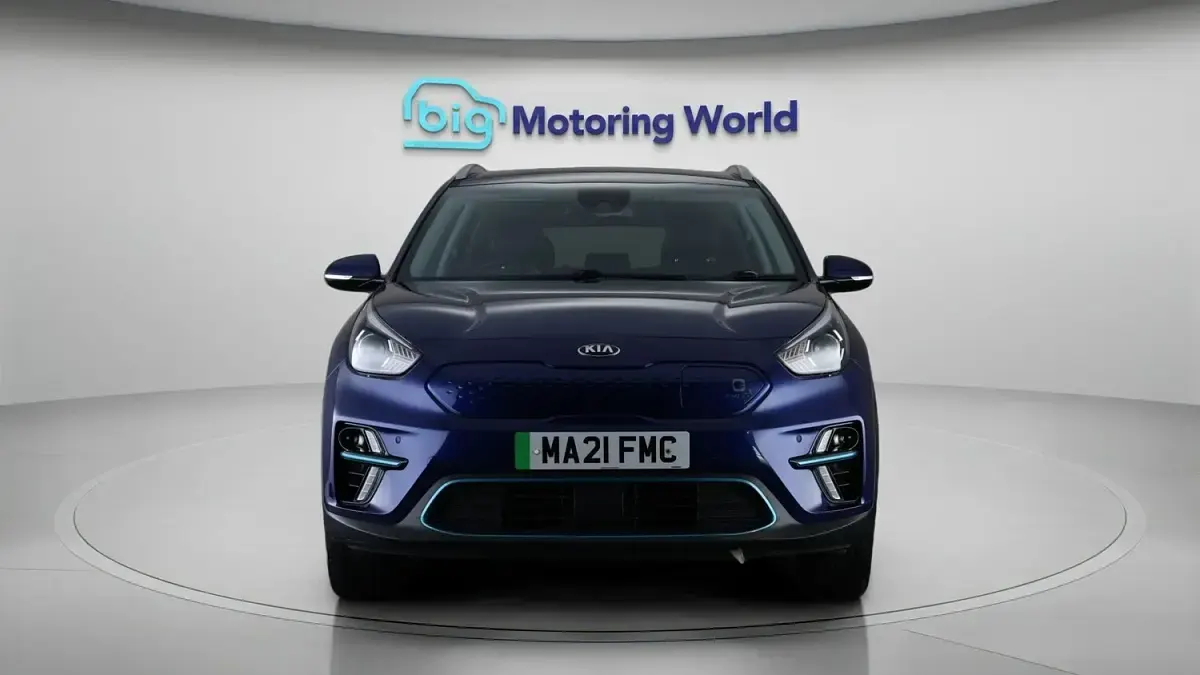 Used Kia Niro 150 kW (204 HP) 2021 Blue SUV