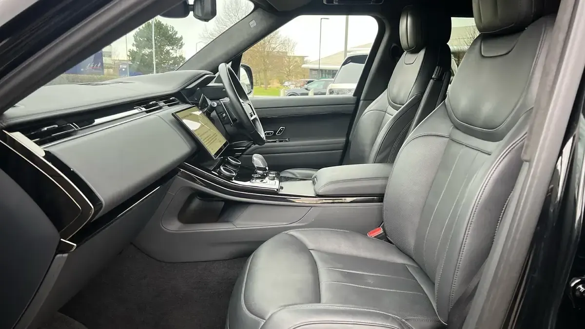 Used Land Rover Range Rover Sport Autobiography 300 HP (220 kW) 2023 Black SUV
